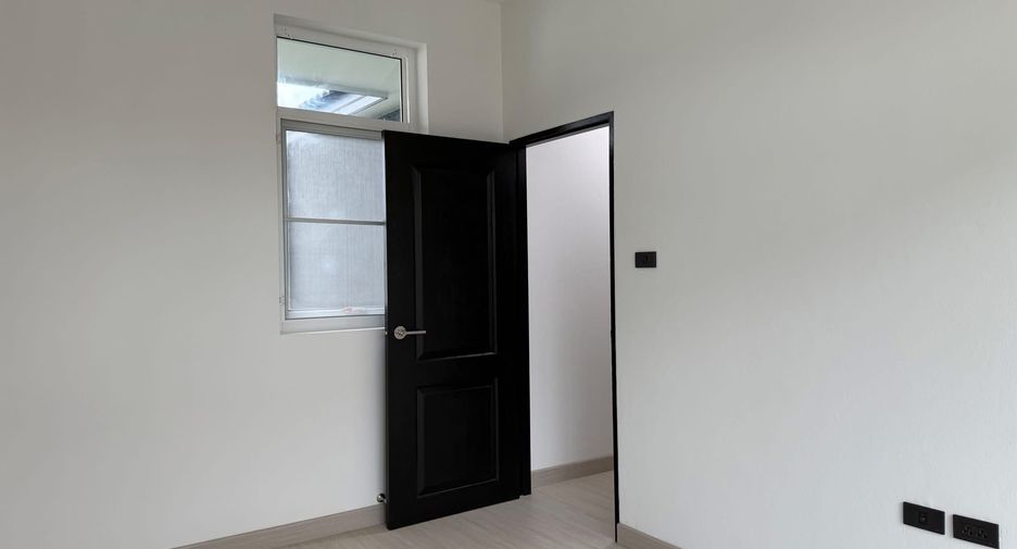 Villa en venta de 3 habitaciones en Hang Dong, Chiang Mai