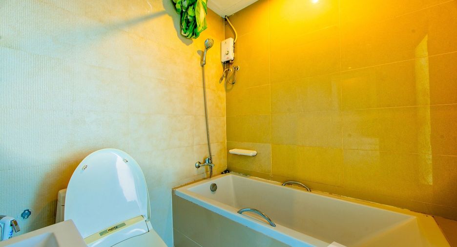 For sale 2 bedrooms apartment in Mueang Chiang Mai, Chiang Mai