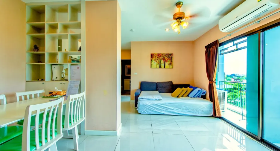 For sale 2 bedrooms apartment in Mueang Chiang Mai, Chiang Mai