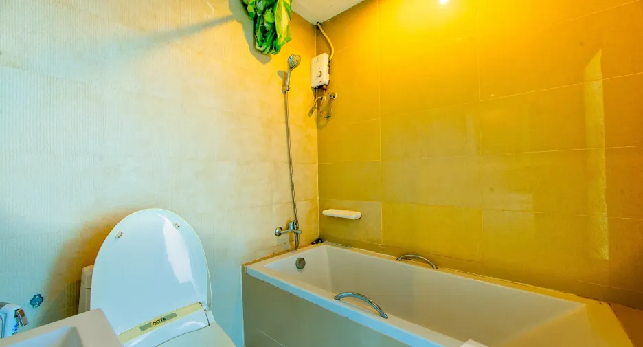 For sale 2 bedrooms apartment in Mueang Chiang Mai, Chiang Mai