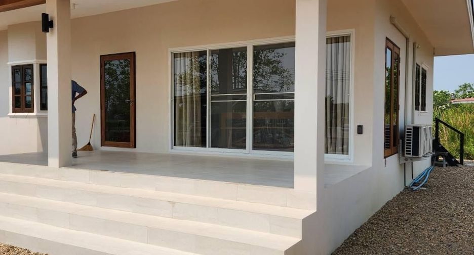 For sale and for rent 2 bedrooms house in Doi Saket, Chiang Mai