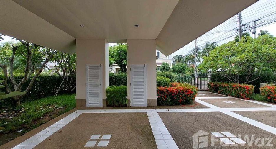 For rent 4 bedrooms house in Mueang Chiang Mai, Chiang Mai