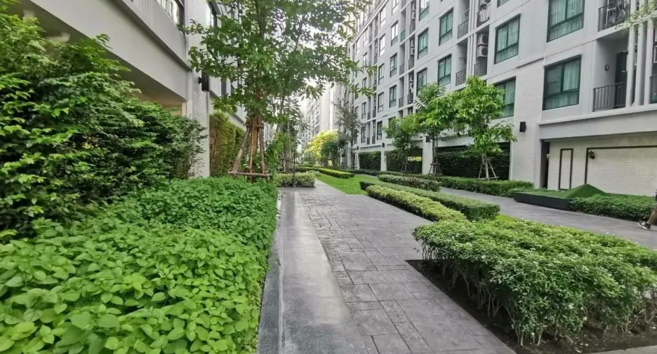 For sale 1 bed condo in Bang Na, Bangkok
