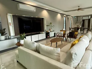 Villa en venta de 4 habitaciones en Mueang Chiang Mai, Chiang Mai