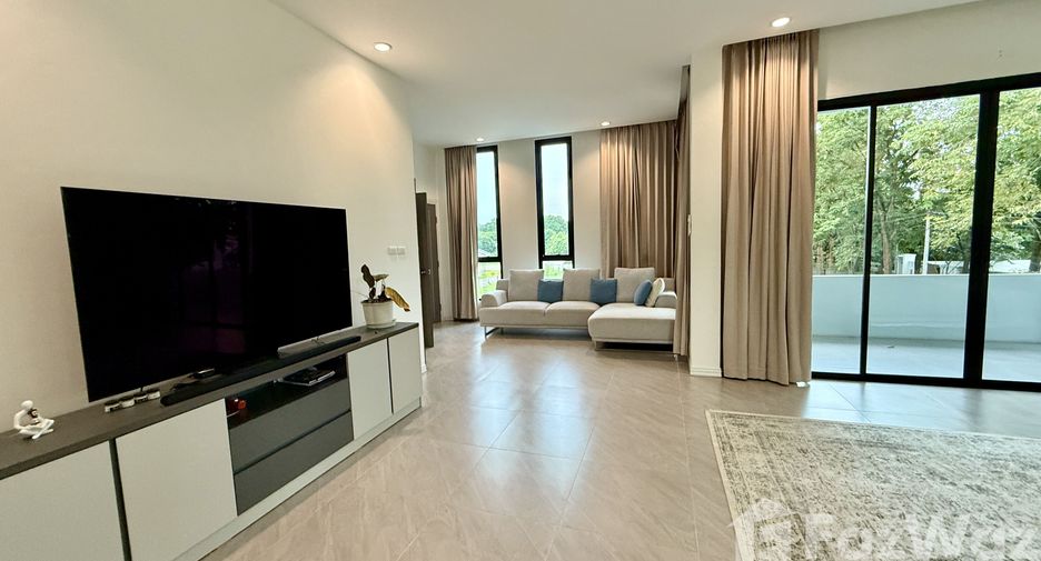 For sale 4 bedrooms villa in Mueang Chiang Mai, Chiang Mai