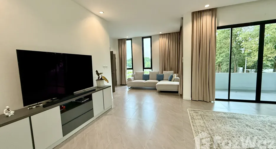 For sale 4 bedrooms villa in Mueang Chiang Mai, Chiang Mai