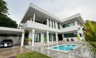 Продажа 4 спальни вилла в Mueang Chiang Mai, Чианг Маи