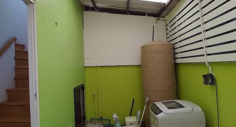 出租 2 卧室 联排别墅 在 Bang Bo, Samut Prakan