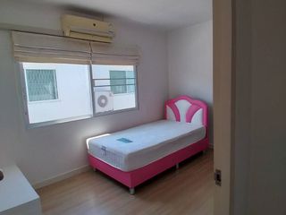 For rent 2 bedrooms townhouse in Bang Bo, Samut Prakan