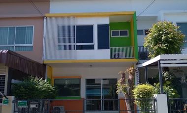 For rent 2 bedrooms townhouse in Bang Bo, Samut Prakan