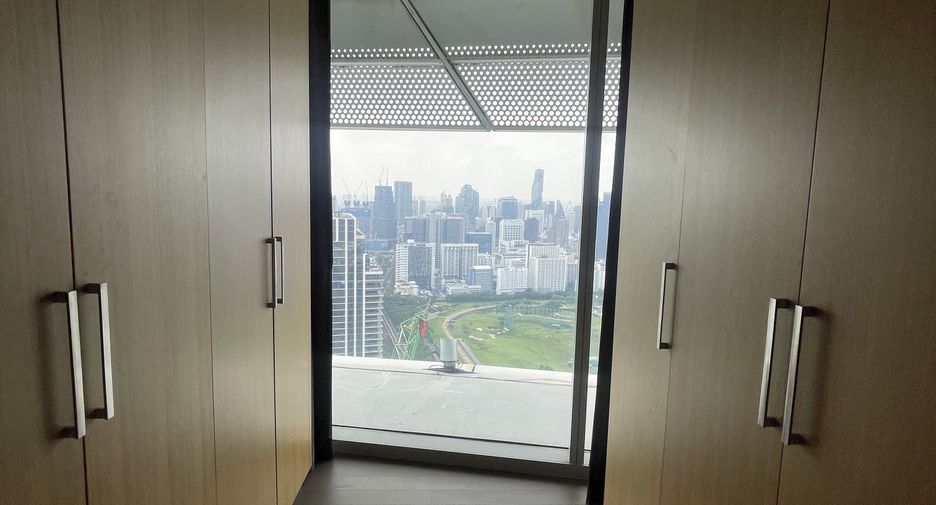 Condo en venta de 4 habitaciones en Pathum Wan, Bangkok