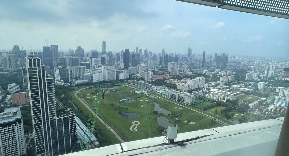 Condo en venta de 4 habitaciones en Pathum Wan, Bangkok