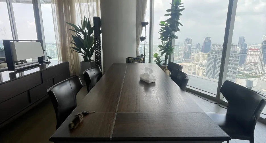 Condo en venta de 4 habitaciones en Pathum Wan, Bangkok