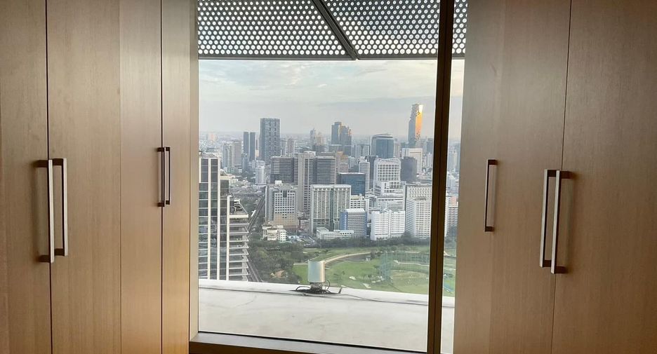 Condo en venta de 4 habitaciones en Pathum Wan, Bangkok