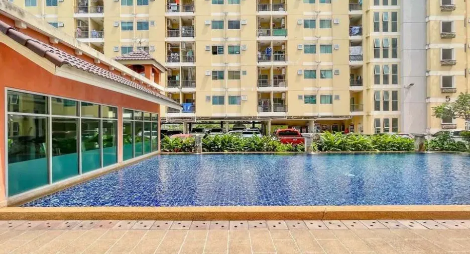For sale 1 bed condo in Bang Na, Bangkok
