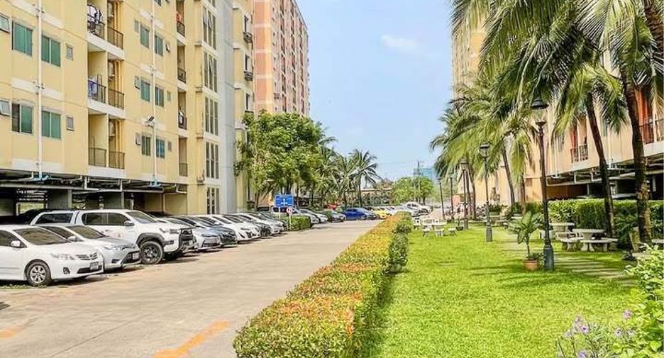 For sale 1 bed condo in Bang Na, Bangkok