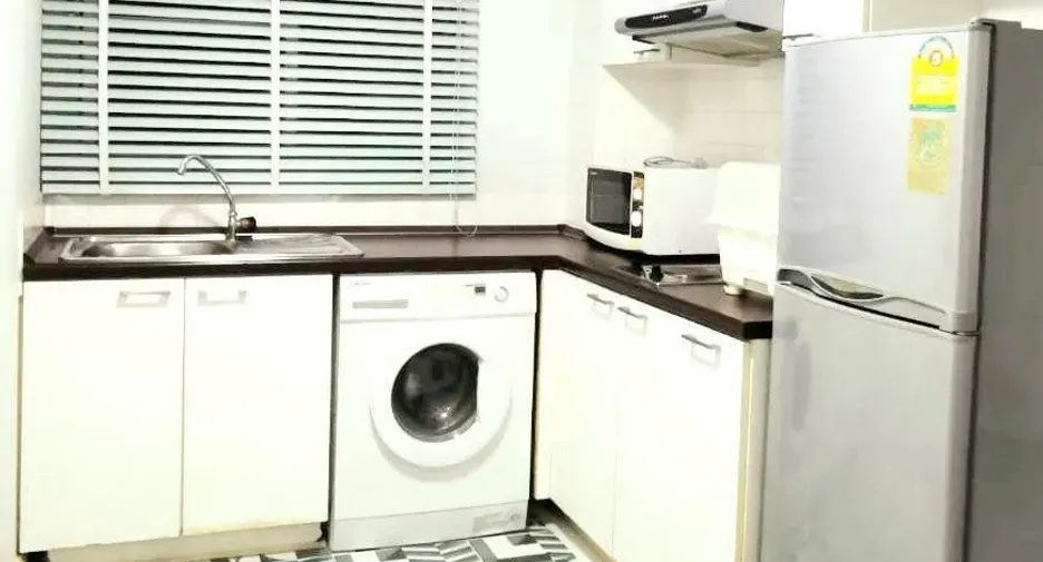 Продажа и аренда 1 кровать кондо в Щаттхана, Бангкок