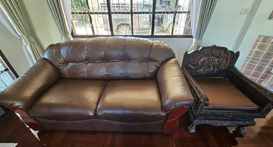 For rent 4 bedrooms house in Mueang Chiang Mai, Chiang Mai