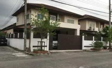 For sale 3 bedrooms house in Khlong Sam Wa, Bangkok