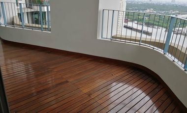 For sale 2 bedrooms condo in Yan Nawa, Bangkok