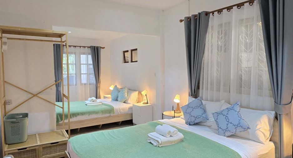 For rent 4 bedrooms house in Mueang Chiang Mai, Chiang Mai