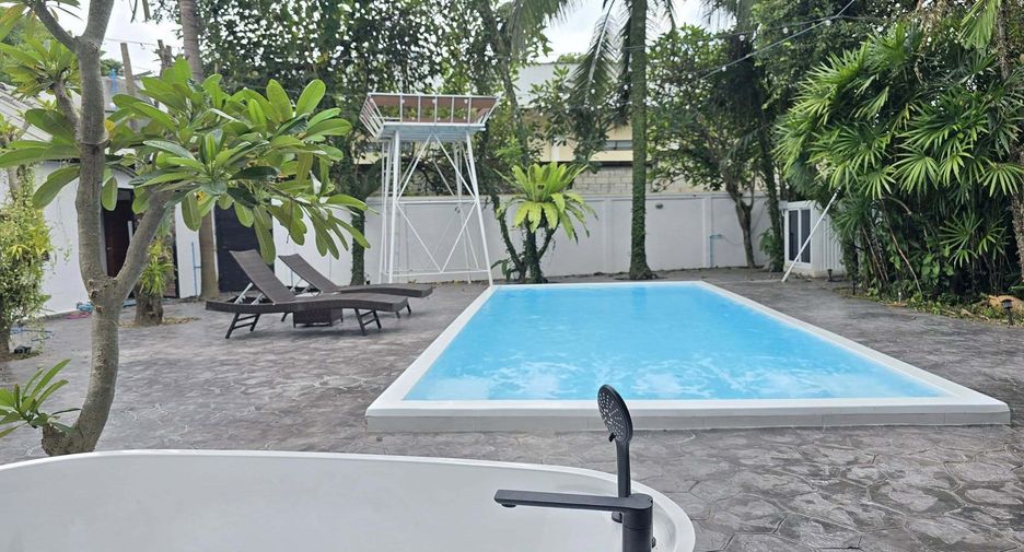 For rent 4 bedrooms house in Mueang Chiang Mai, Chiang Mai