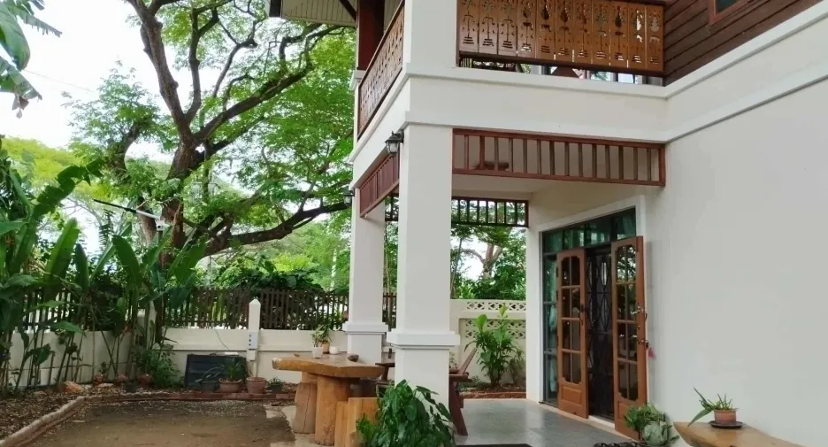 For rent 3 bedrooms house in Mueang Chiang Mai, Chiang Mai