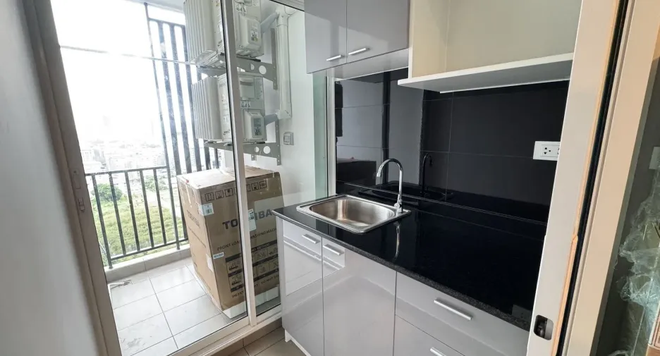 For sale 1 bed condo in Bang Na, Bangkok