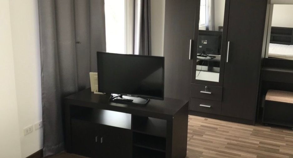 For sale 3 bedrooms townhouse in Mueang Chiang Mai, Chiang Mai