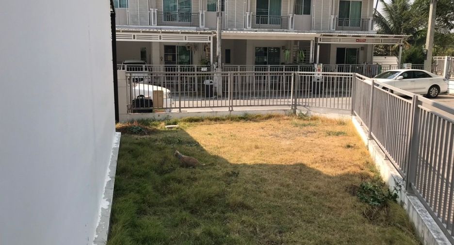 For sale 3 bedrooms townhouse in Mueang Chiang Mai, Chiang Mai