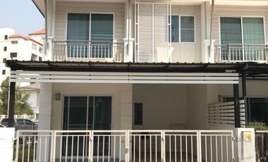 For sale 3 bedrooms townhouse in Mueang Chiang Mai, Chiang Mai