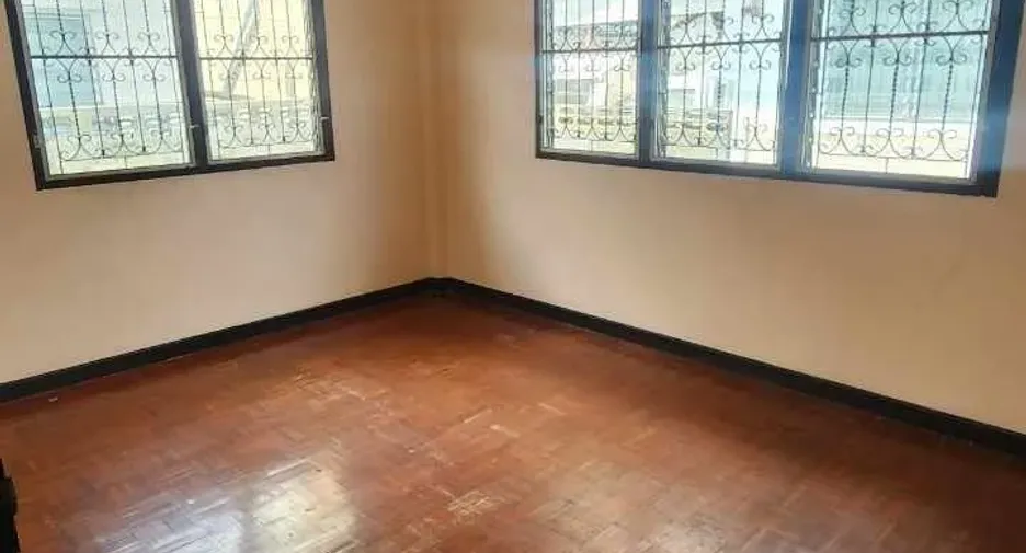 For rent 3 bedrooms house in Khan Na Yao, Bangkok