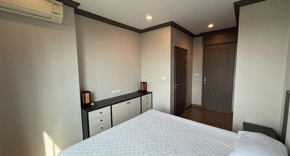For sale 1 bed condo in Pathum Wan, Bangkok