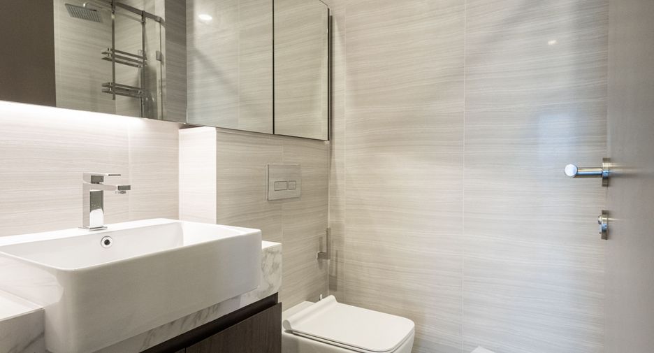 Condo en venta y en alquiler de 2 habitaciones en Watthana, Bangkok