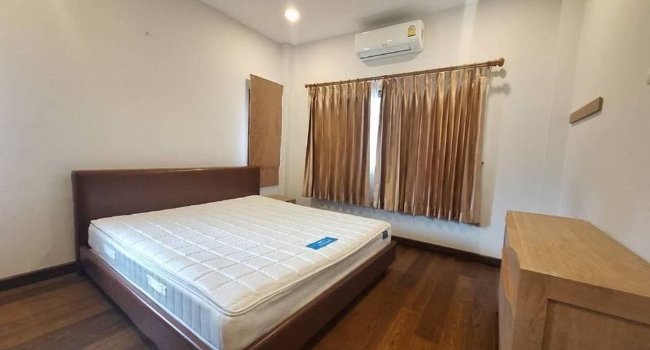 For sale and for rent 5 bedrooms villa in Mueang Chiang Mai, Chiang Mai