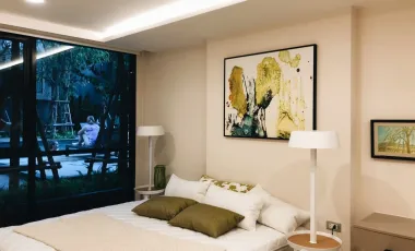 For sale 2 bedrooms condo in Khlong Toei, Bangkok