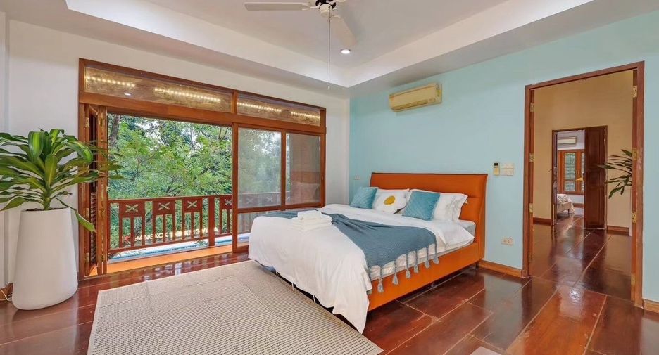 For sale 6 bedrooms house in Suan Luang, Bangkok