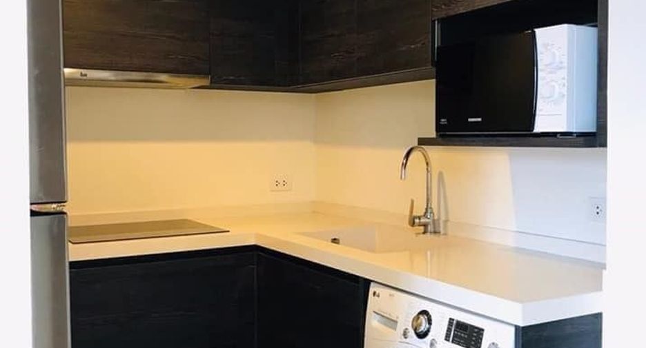 Condo en venta y en alquiler de 2 habitaciones en Watthana, Bangkok