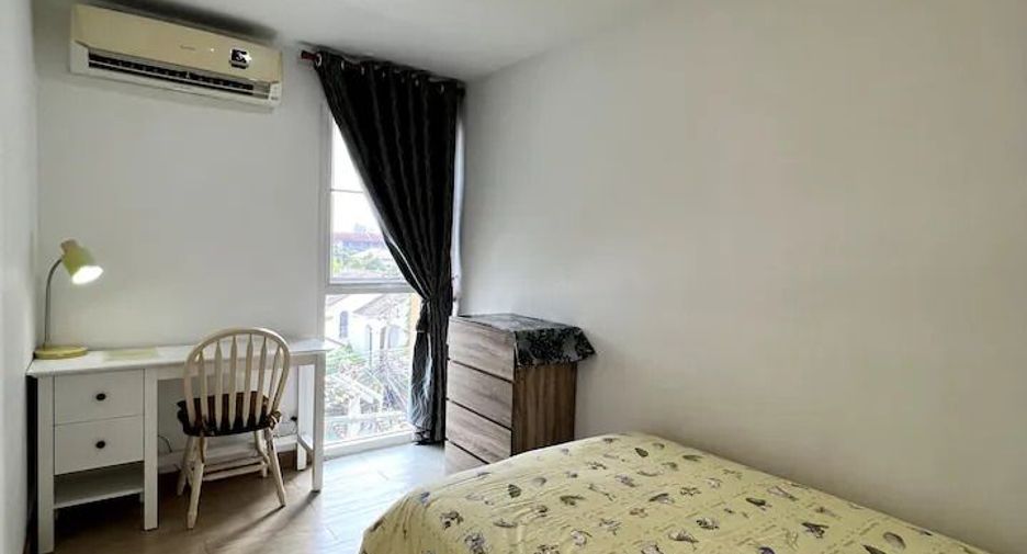 For sale そして for rent 2 ベッドルーム condo in Watthana, Bangkok