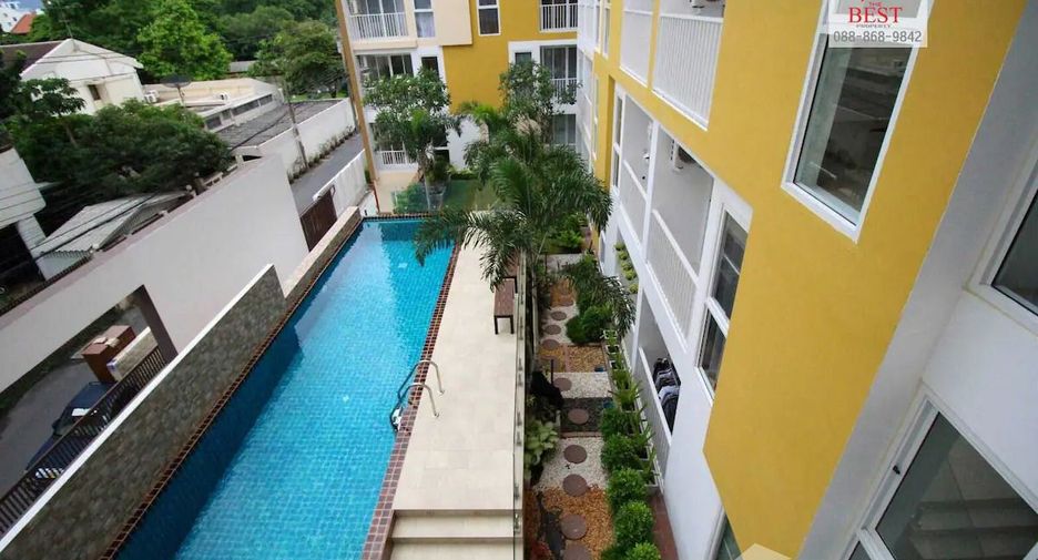 For sale そして for rent 2 ベッドルーム condo in Watthana, Bangkok