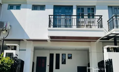 À louer 4 chambres maison de ville à Mueang Chiang Mai, Chiang Mai