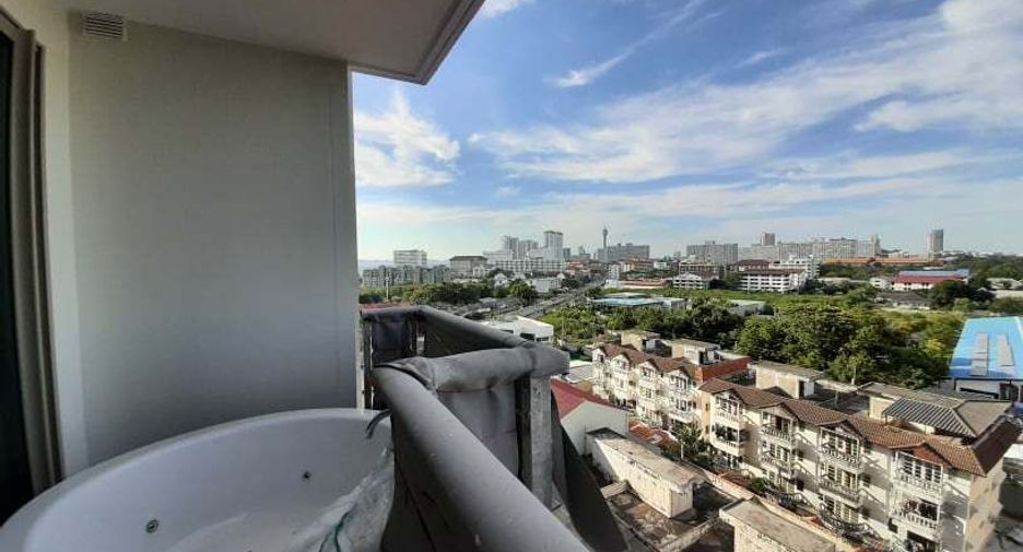 For sale 1 bed condo in Bang Lamung, Chonburi