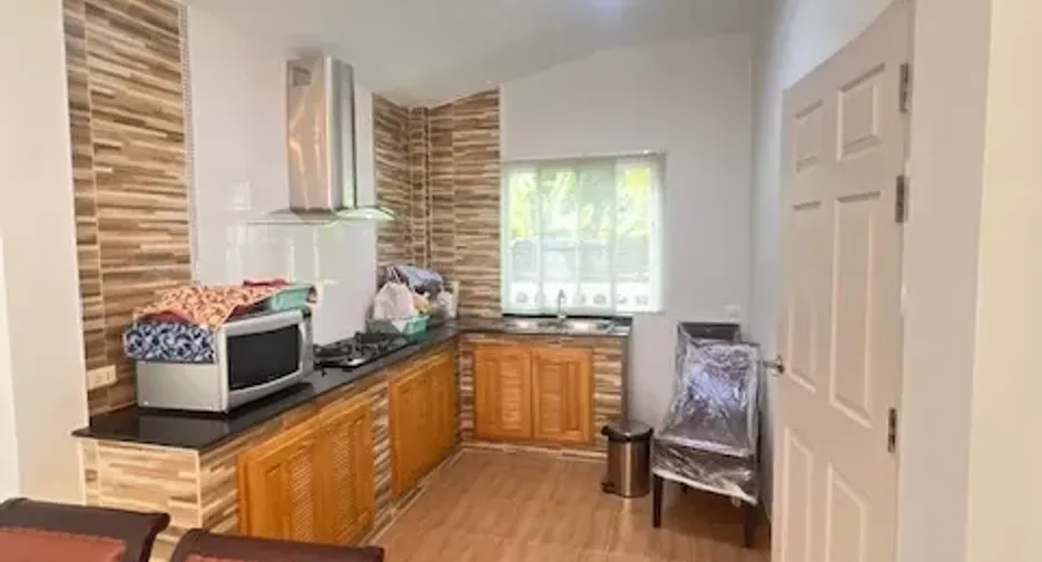 For sale 4 bedrooms house in Mueang Chiang Mai, Chiang Mai