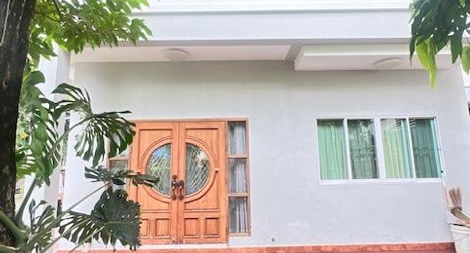 For sale 4 bedrooms house in Mueang Chiang Mai, Chiang Mai