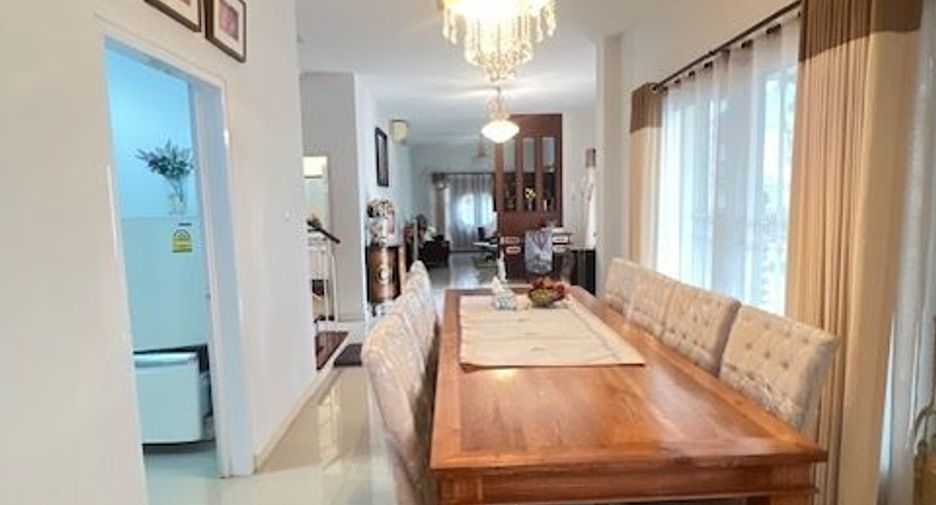 For sale 4 bedrooms house in Mueang Chiang Mai, Chiang Mai