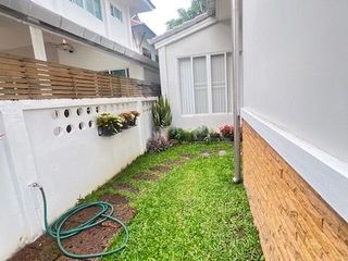 For sale 4 bedrooms house in Mueang Chiang Mai, Chiang Mai