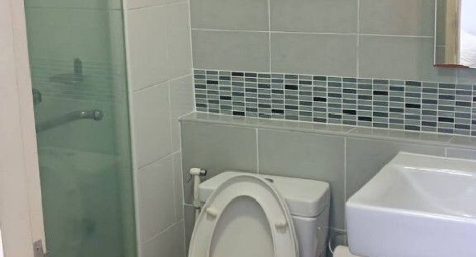 For sale and for rent 2 bedrooms condo in Mueang Samut Prakan, Samut Prakan