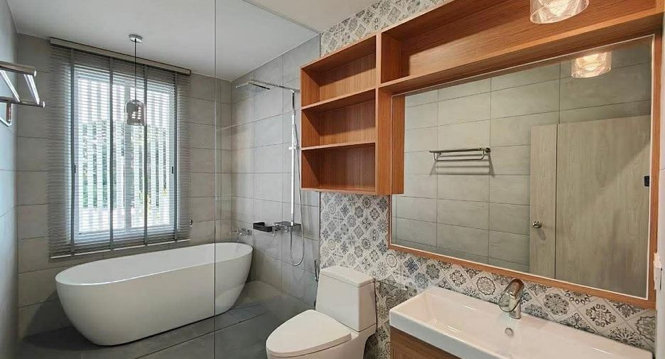 For sale 6 ベッドルーム villa in San Sai, Chiang Mai