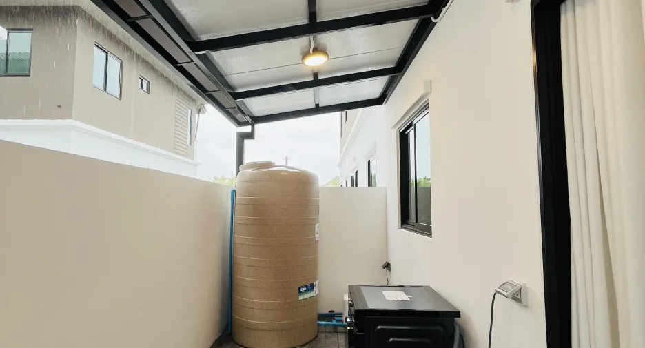 For rent 3 bedrooms townhouse in Mueang Chiang Mai, Chiang Mai