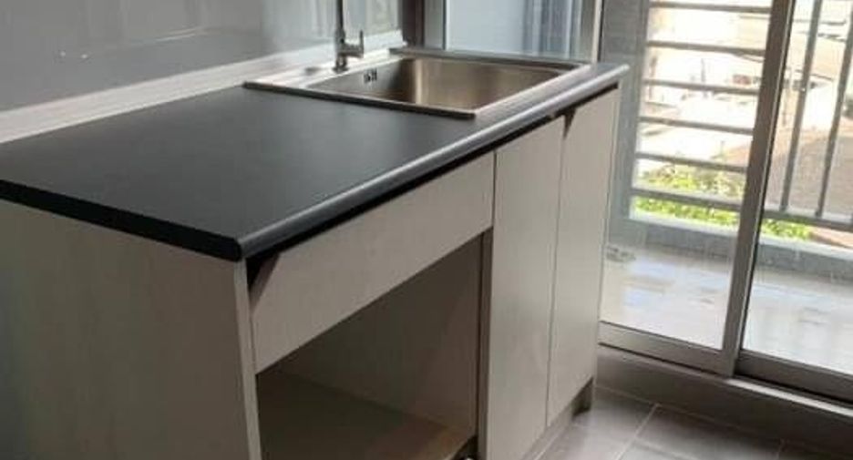 For rent 1 bed condo in Mueang Samut Prakan, Samut Prakan